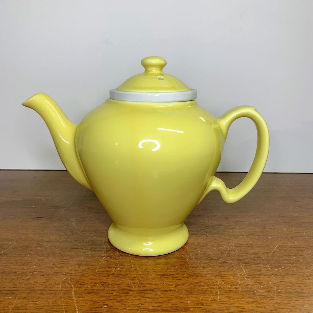 Vintage Yellow Hall Teapot With Metal Cozy /retro Atomic -  in