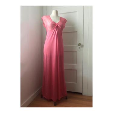 1960s Pretty In Pink Lace Nightgown Slip- size med 