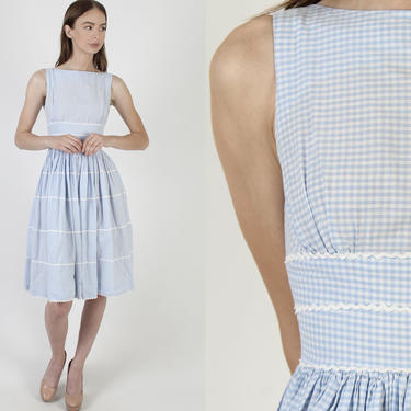 Blue Gingham Knee Length Dress / Vintage 70s White Checker Print Dress / 50s Checkered Picnic Dress / RicRac Country Fair Mini Dress 