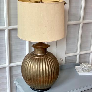 Hammered metal lamp 