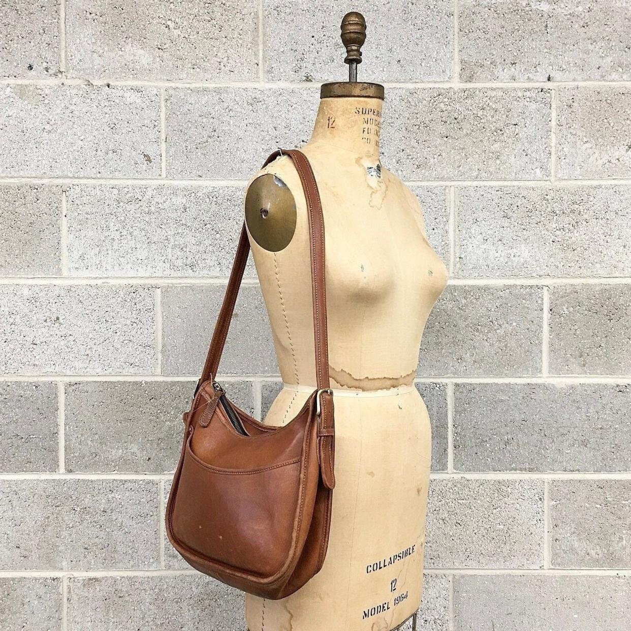 Vintage Coach Crossbody Bag Retro 1990s Genuine Leather +