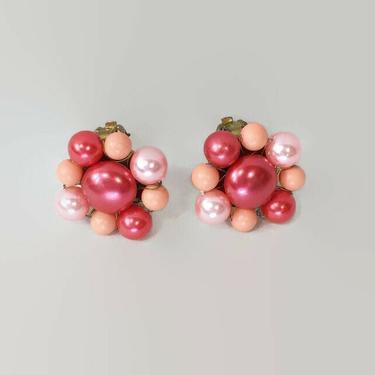 VINTAGE 1950's Pink Peach Bead and Pearl Cluster Clip On Earrings "JAPAN" 50s Retro MCM Jewelry 