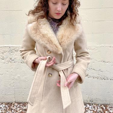 NF2103 70 s Country Pacer Wool Coat with Fur Collar Feathers Boutique Bouldin Creek Austin TX