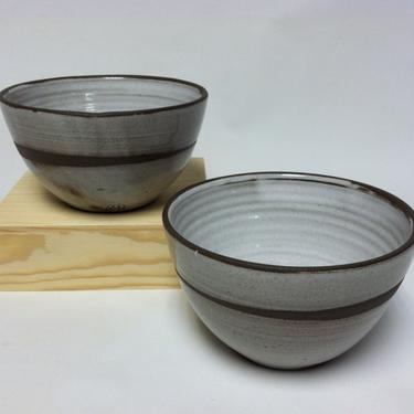 handmade bowls,  rice bowls, cereal bowls,  white bowls, soup bowls, noodle bowls, pottery bowl, ceramic bowl, rustic bowls, modern bowls 