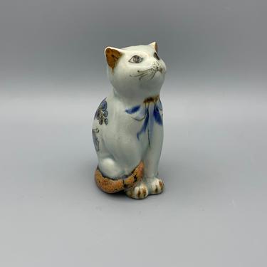 Vintage Mexican hand painted Tonala cat 