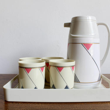 Set of 80s Graphic Pop Art Cups, Carafe, and Serving Tray, Gray, Gold and Pink Geometric Pattern, 90s, Complete Serving Set, Pitcher, Coffee 