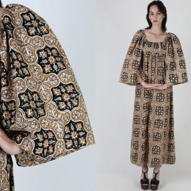 Vintage 70s India Dashiki Maxi Dress / 1970s Ethnic Batik Block Print / Beige Cotton Indian Bell Sleeve Long Dress 