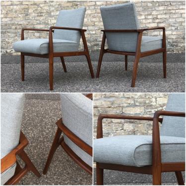 Stow & Davis Tension Easer Chairs 