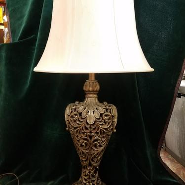 Filigree Lamp with Oval Shade As Is