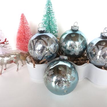 Vintage Set Of Silver Blue  Mercury Glass Christmas Tree Ornaments, Mix Lot Of 4 Shiny Brite Glitter Stencil Bulbs 