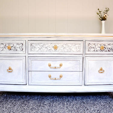 Romantic White Console Table 
