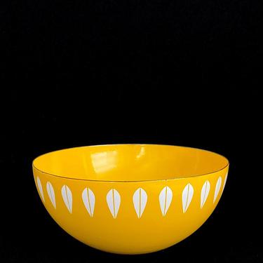 Vintage Mid Century Modern Cathrineholm of Norway 11" Yellow Enameled Enamel Lotus Bowl Retro Scandinavian Kitchenware Design 