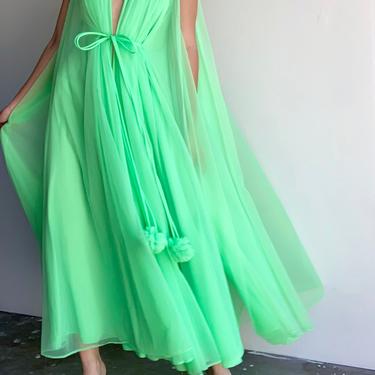 Lucie Ann Lime Green Pom Pom Peignoir/Robe/Nightgown 