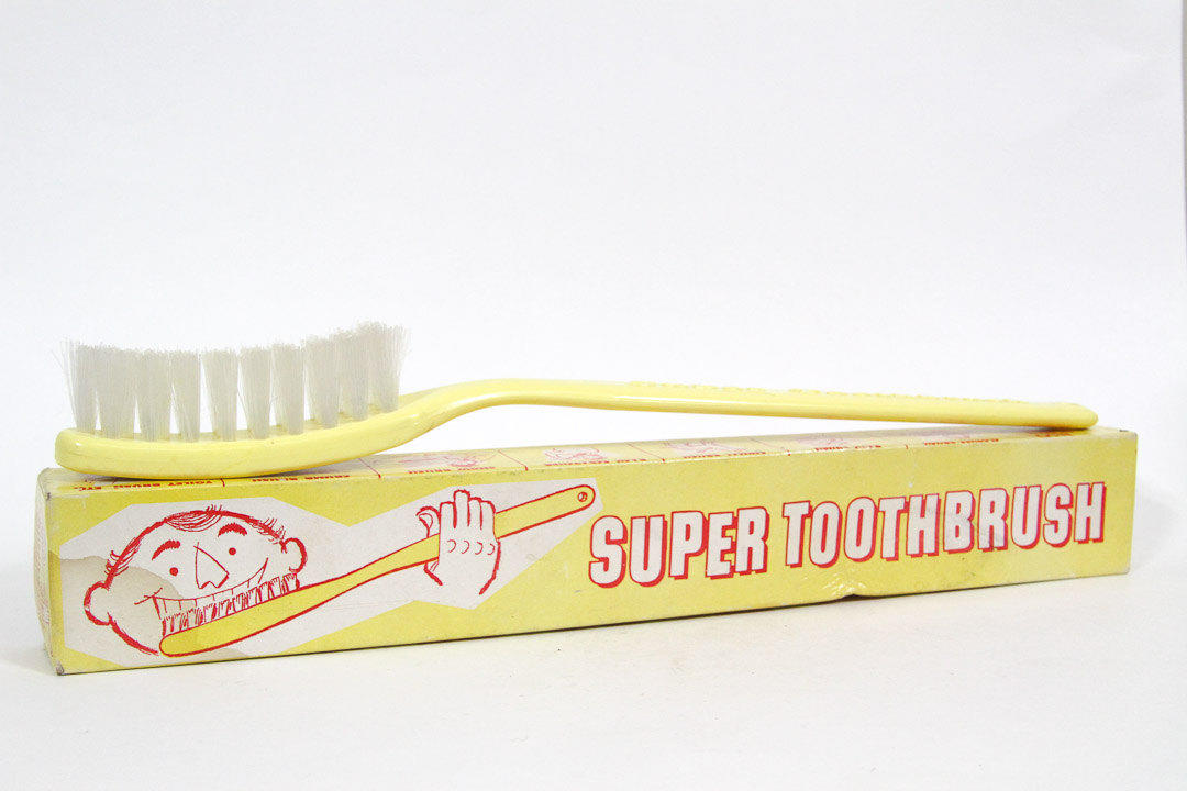 Vintage Novelty Super Toothbrush Toy, Giant Toothbrush Yellow Vintage