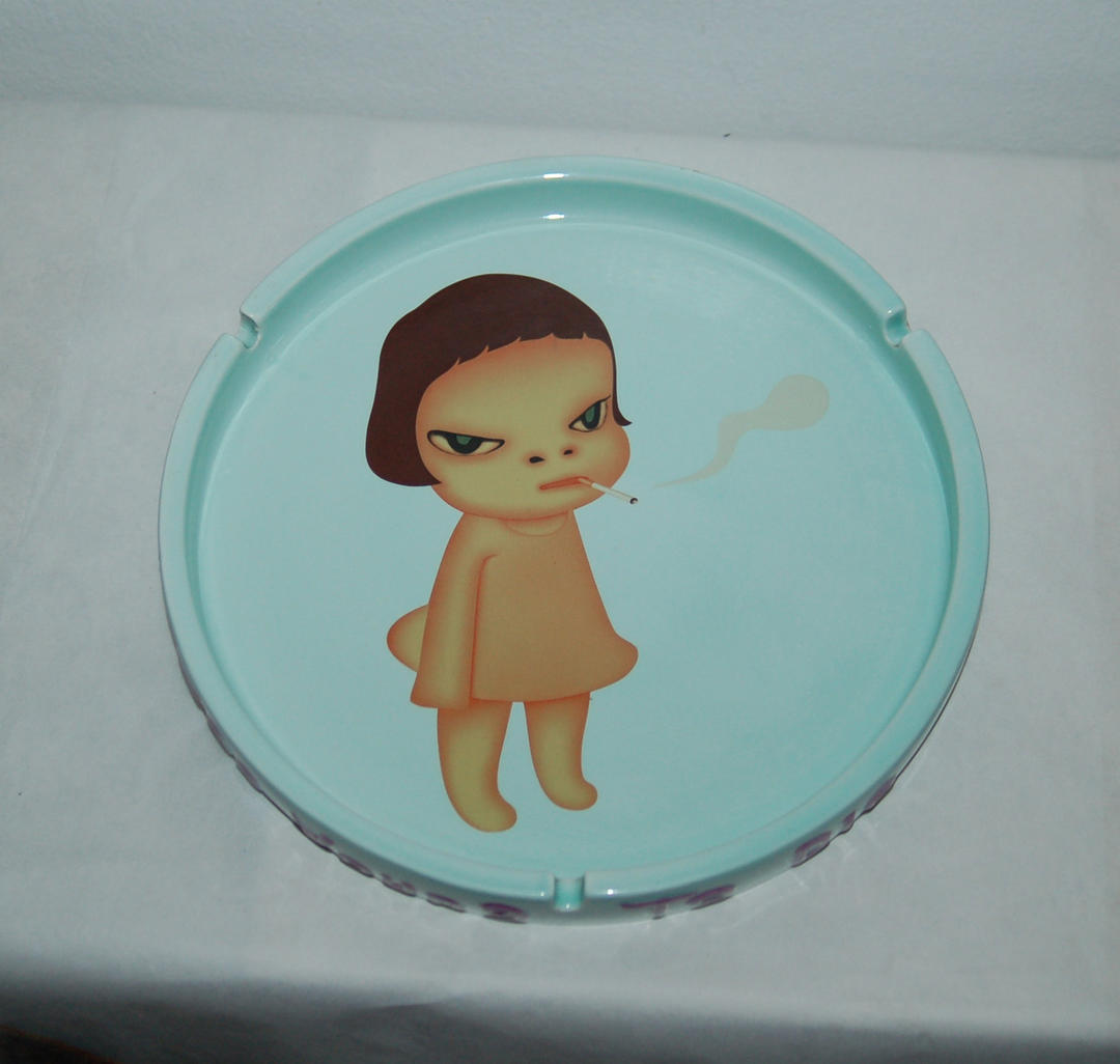 奈良美智さん灰皿 2002 奈良美智さん灰皿 2002 奈良美智 “Too young to die” ash tray 奈良美智TOO