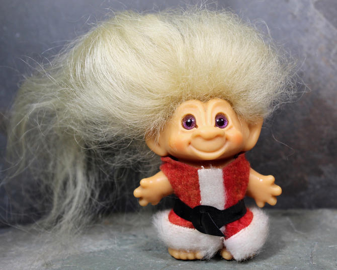 Troll with cheap blonde hair