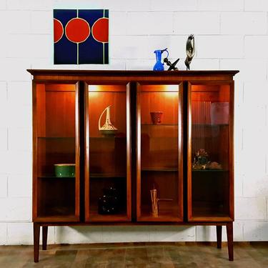 Gorgeous MCM LIGHTED Display Cabinet BAR Sideboard Modern Finds Chicago IL