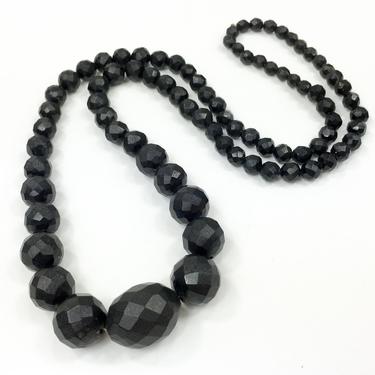 1800s Black Victorian Mourning Jewelry| Jet Graduated Beads | Black Jet Necklace 