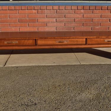 Vintage Mid-Century Modern Willett Low Bench/Coffee Table