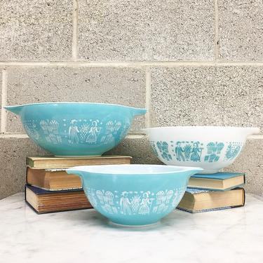 vintage milk glass mixing bowls, retro 50s kitchen glass bowls for