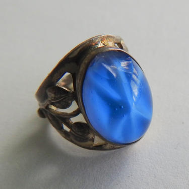 Antique Blue Cat Eye Glass Ring 