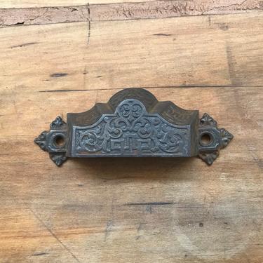 1890s Cast Iron Victorian Eastlake Ornate Drawer Pull 