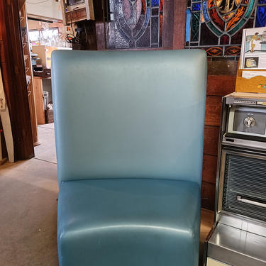 High Back Vinyl Chair 37 1/2"×28" ×49"