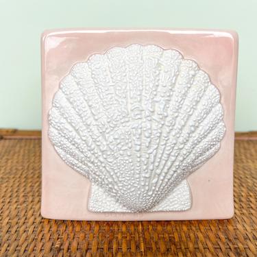 Ceramic Seashell Tissue Box