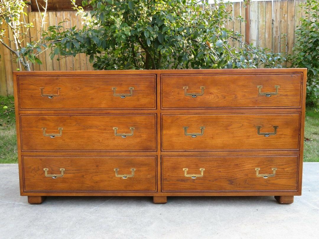 HENREDON ARTEFACTS 6 Drawer CAMPAIGN DRESSER Lowboy Chest OAK BRASS Mid