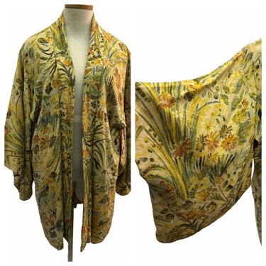 Vintage VTG 1940s 40s Asian Yellow Floral Patterned Short Kimono Robe 