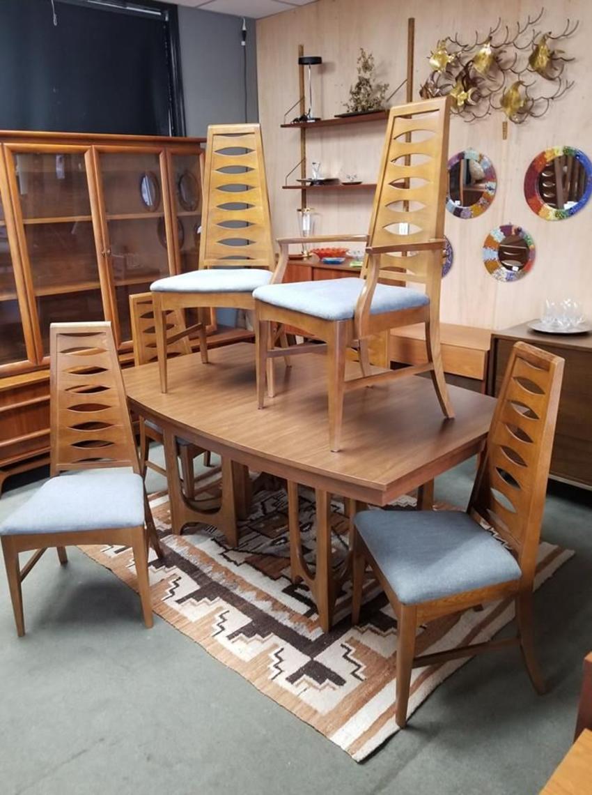 Set of six midCentury Modern walnut dining table Peg Leg Vintage