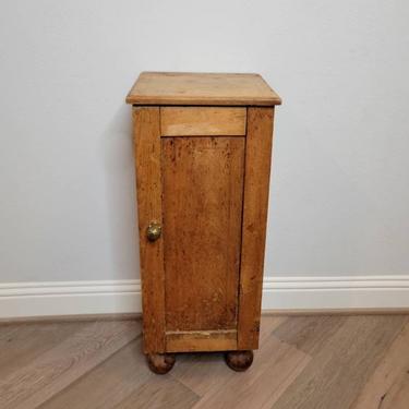 19th Century Country English Victorian Pine Single Door Cabinet Antique Nightstand Table 