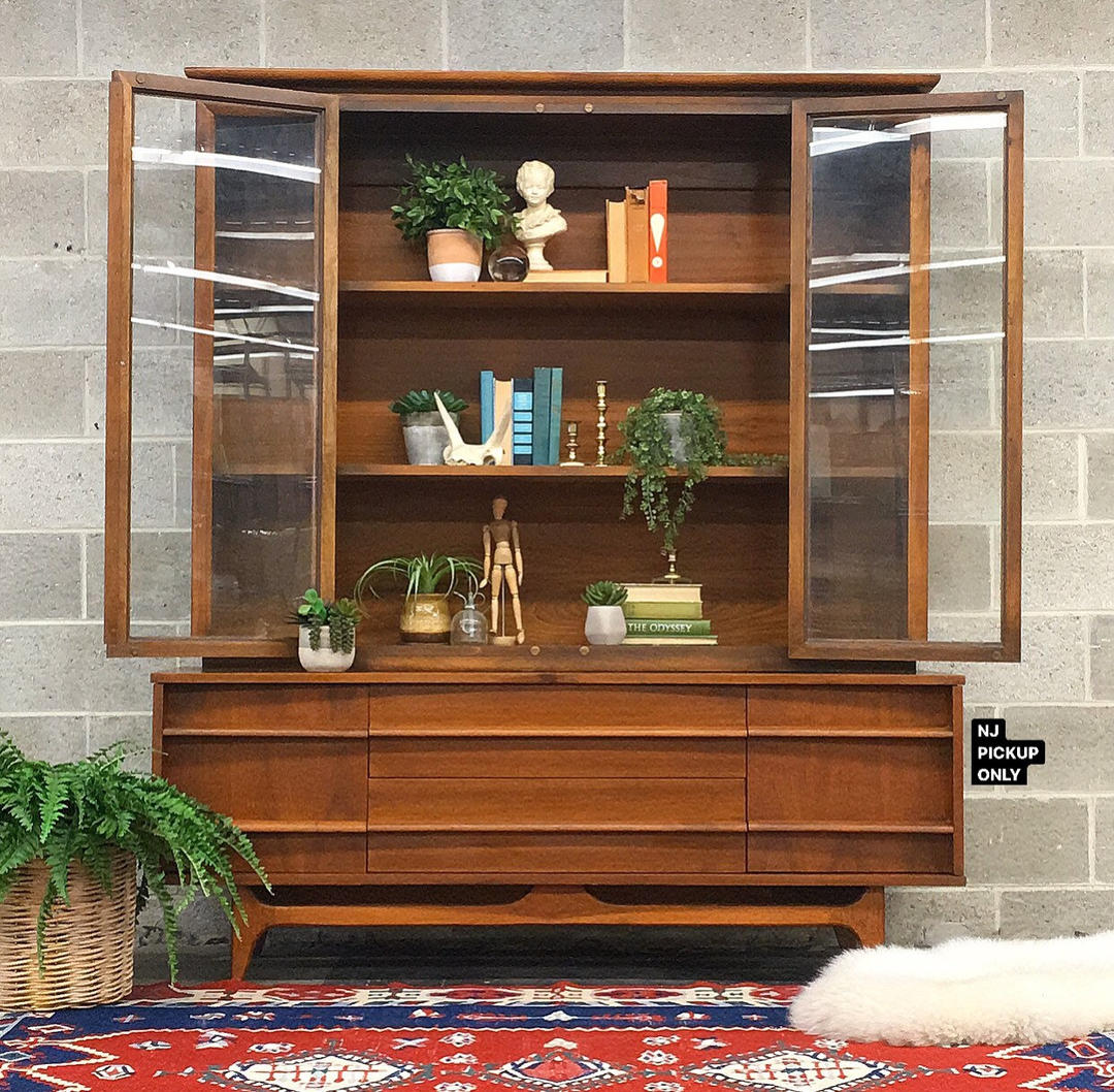 NJ PICKUP ONLY ———— Vintage Young Manufacturing China