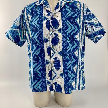 1960'S HAWAIIAN SHIRT - Sea Fish Border Print - All Cotton - Metal Greek God Buttons - Patch Pocket - Loop Collar - Men's Size Large to XL 