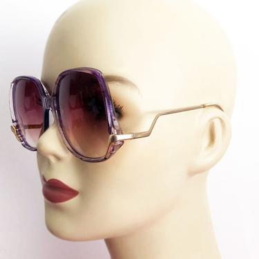 1970's Purple Big Vintage Sunglasses, NO scratches, Upside down Hippie Boho Glasses 