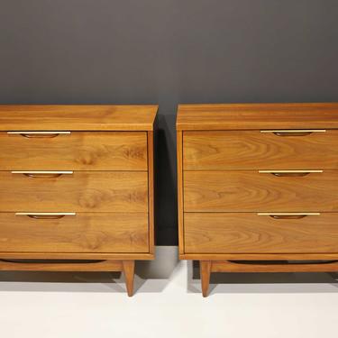 Pair of Kent Coffey &quot;Tableau&quot; Nightstands in Walnut