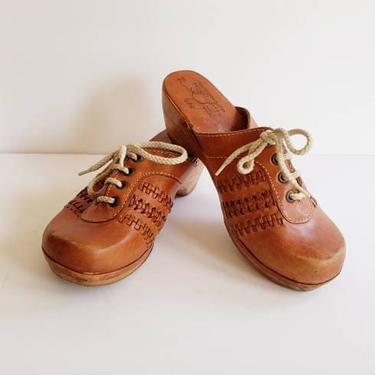 1970 Leather Wooden Clogs 1970s LEATHER WOODEN CLOGS SOOOOO Cute And Depop