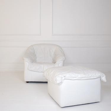 VINTAGE WHITE LEATHER CHAIR &amp; OTTOMAN