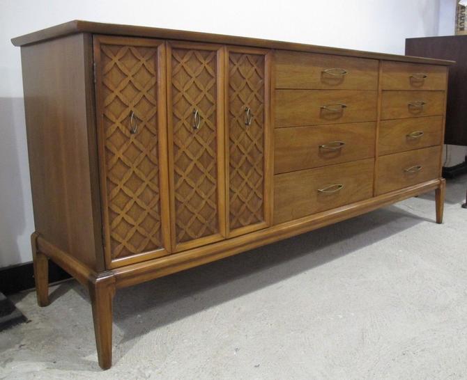 MID CENTURY WALNUT 12 DRAWER 6 FT LONG TRIPLE DRESSER modern