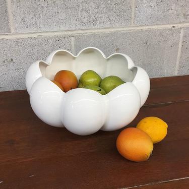 Vintage Fruit Bowl Retro 1960s Ernest Sohn Creations + White Bowl + Scalloped Shape + Ceramic + Mid Century Modern + Kitchen and Home Decor 