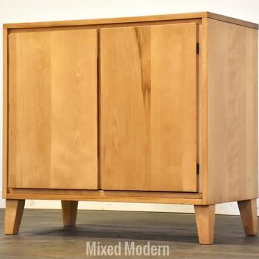 Leslie Diamond Conant Ball Cabinet 