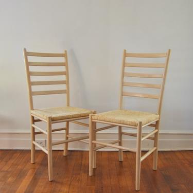 Vintage Italian Ladderback Dining Chairs in Cream with Paper Cord Rush Seats, in the style of Gio Ponti 