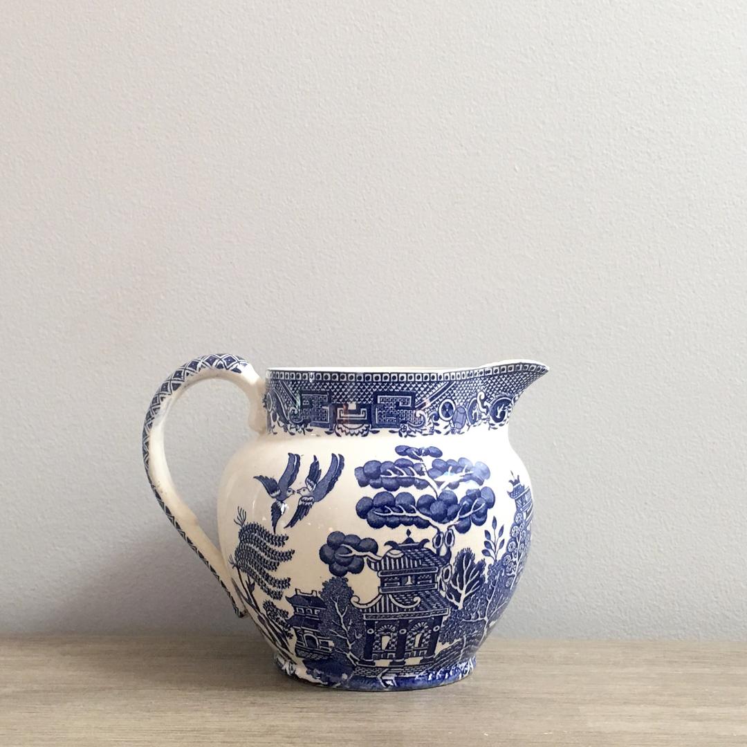 Philippa Whittle“The Blue Jug”ビンテージ Vintage Blue Willow Pantry Collection Pitcher by Heritage