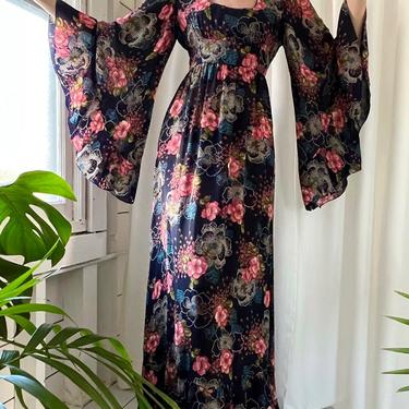 70s Angel Sleeve Floral Maxi Dress