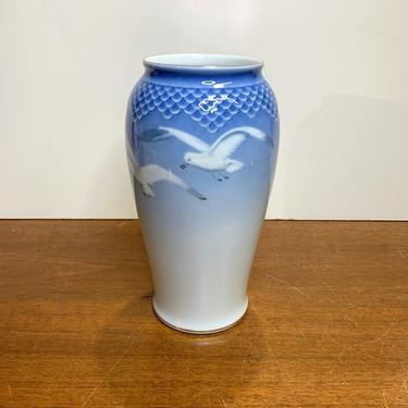 Vintage Bing &amp; Grondahl Seagull Vase 682 