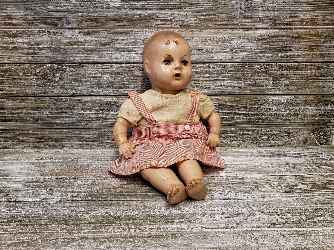 Old baby dolls 2024 with blinking eyes