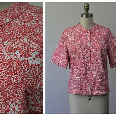 Vintage 50s 1960s Sasheen NWT stain glass Red White Flowers Button Down Short Sleeve Blouse Rockabilly crop Tunic Shirt | Modern 2 4 