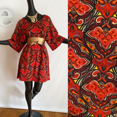 Groovy Kimono Sleeve Mini Dress • Hippie Boho • Vintage Y2K does 1970s • Moroccan •  Asian • Tiki • Paisley Print • Red Orange Earth Tones 