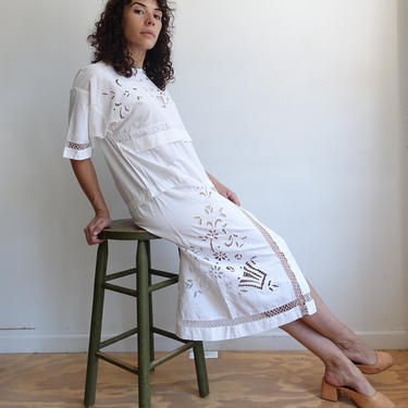 Vintage antique Edwardian, 20s, 1920s white cotton online lawn dress, eyelet embroidered, size xs, 32