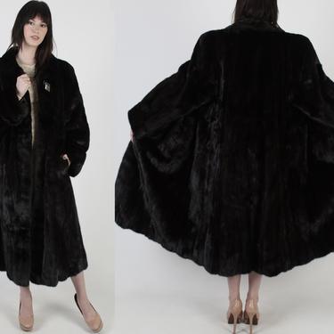 Full Length Saga Ranched Mink Fur Coat , Real Womens Long Designer Mahogany Mink Jacket , Luxurious Natural Winter Overcoat 